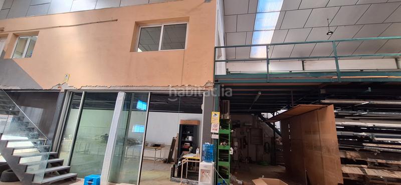 Foto acdf7eed-234a-4ae2-8cf6-41c648efc569. Bâtiment à usage industriel dans camí vereda 6a dans Beniparrell