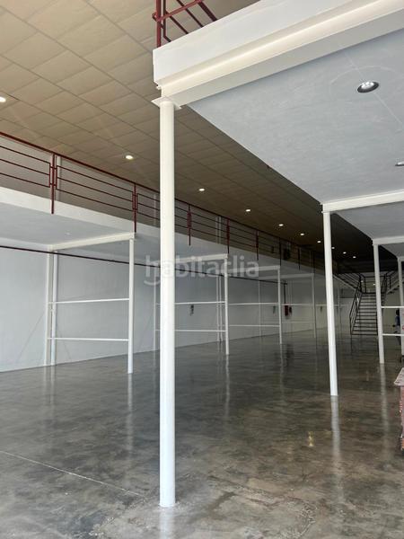 Foto 33b1e9eb-9489-4d70-8280-2746fa712963. Location bâtiment à usage industriel dans carrer montcabrer 19a dans Aldaia