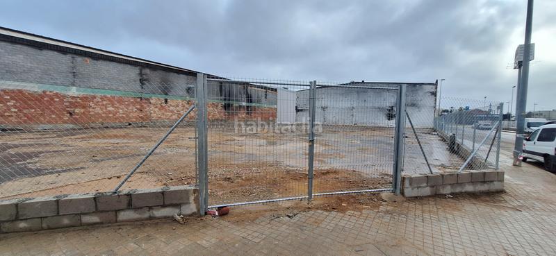 Foto b16a37d3-f38f-4780-9a4b-808294c392b1. Lloguer solar industrial a calle alcalde josé puertes 30 a Alfafar