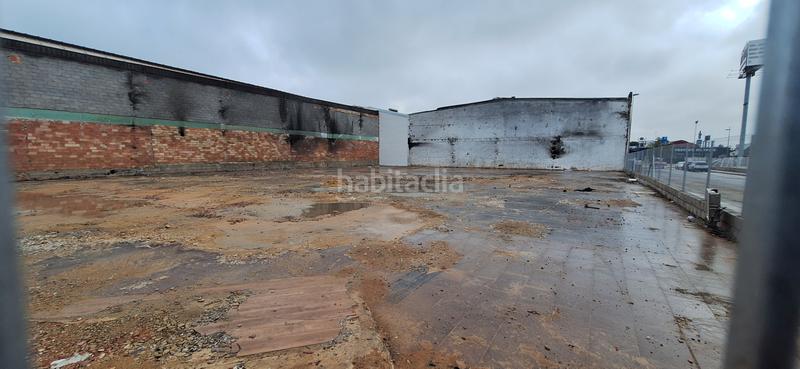 Foto e7df9b2c-b01a-4201-a633-affa9373c16d. Lloguer solar industrial a calle alcalde josé puertes 30 a Alfafar