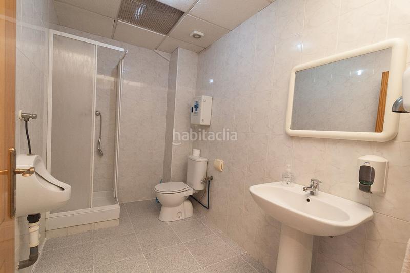 Foto 0c873f80-d8d4-4fc8-bcad-ee0bf65ff227. Nau industrial a Albal