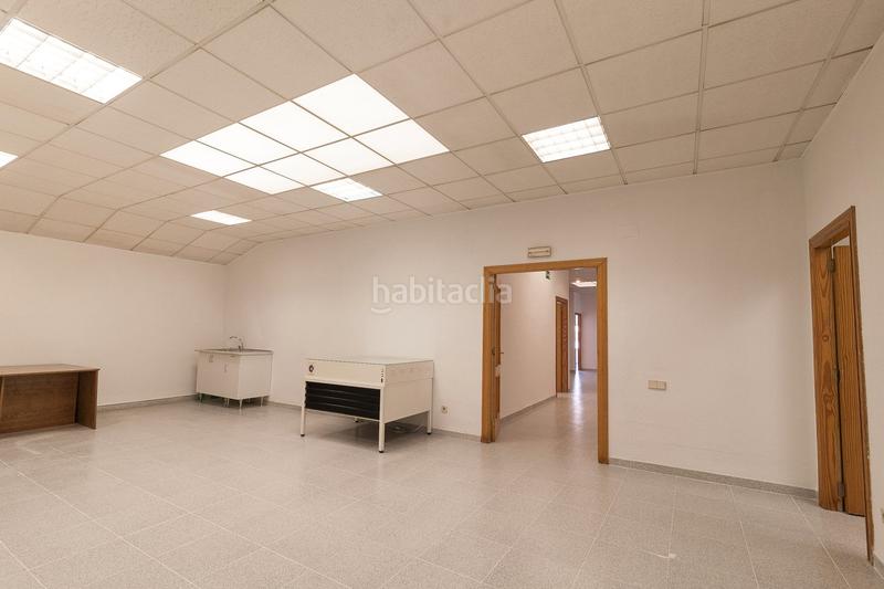 Foto 66c19e18-4eb4-417c-95ea-6f233841b7ac. Nau industrial a Albal