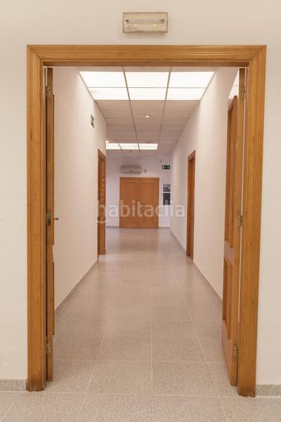 Foto 73c5c3d5-75f4-4fc5-8871-6e212160d2a9. Nau industrial a Albal