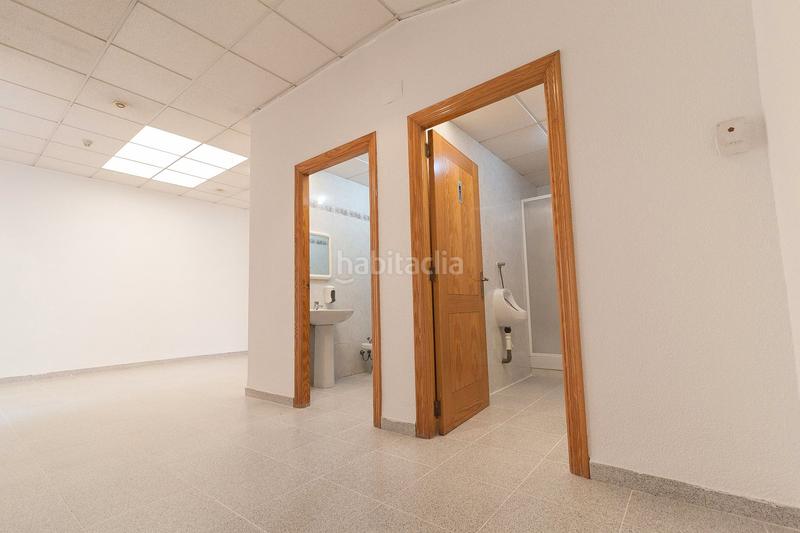 Foto cbac2c54-1bd4-42be-b341-16a4c9041cda. Nau industrial a Albal