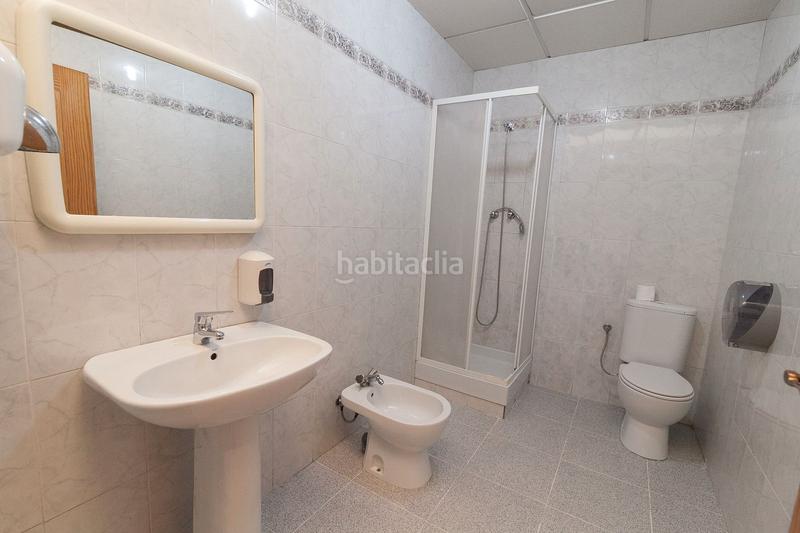 Foto f70d6b3e-c362-4ce6-80bc-c2c7bbd20a5f. Nau industrial a Albal