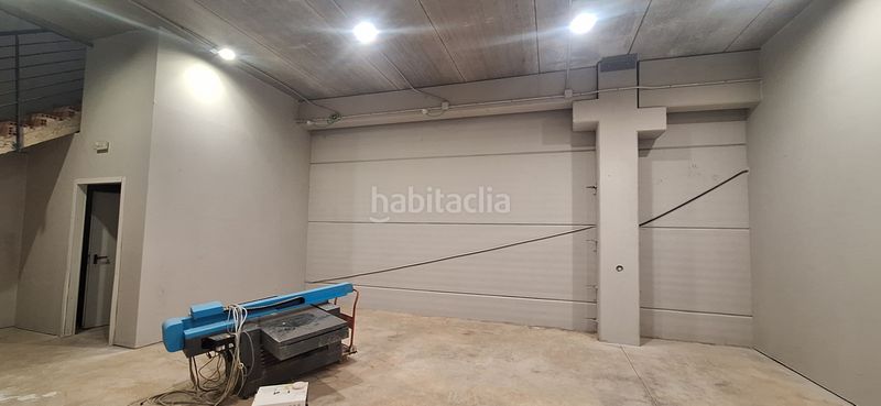 Foto 47a305ab-bd50-4cd0-802a-68c596bff2dd. Affitto capannone industriale in carrer dels atandadors 2 in Massanassa