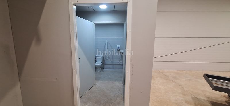 Foto 58ca3a63-0442-4b32-8df0-1a1000f51596. Affitto capannone industriale in carrer dels atandadors 2 in Massanassa