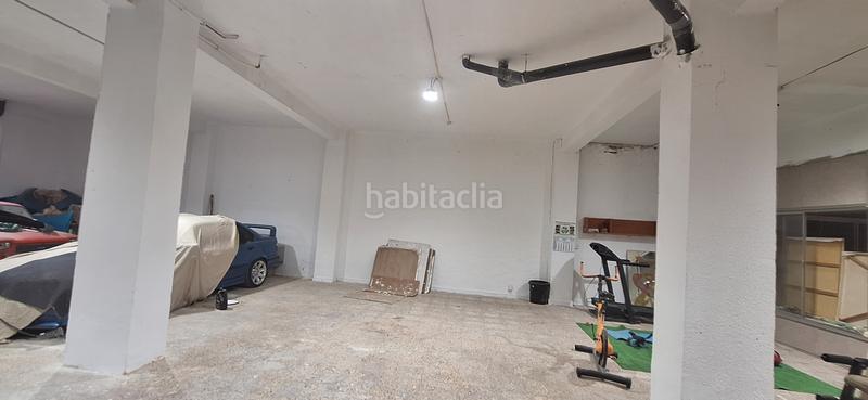 Foto f9d130e2-67d2-4bf3-942b-8a19559da46b. Lloguer local comercial a carrer doctor fleming 16 a Manises