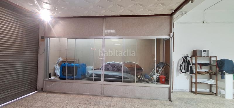 Foto 471675d1-ba84-4cb2-a12e-8a19026471c2. Location local commercial dans carrer doctor fleming 16 dans Manises