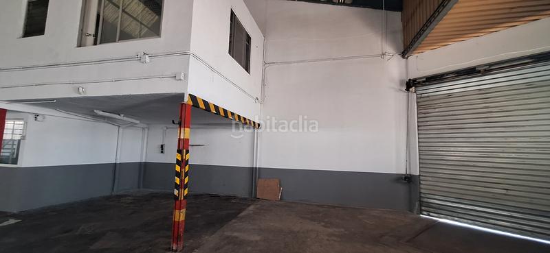 Foto 1c5810d6-cfa2-4922-ae9b-3bd4090196cb. Rent industrial building in camino hondo rambleta 8c in Xirivella