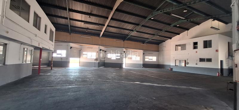 Foto 483b004c-10be-42cd-9816-8aef42529e4a. Rent industrial building in camino hondo rambleta 8c in Xirivella