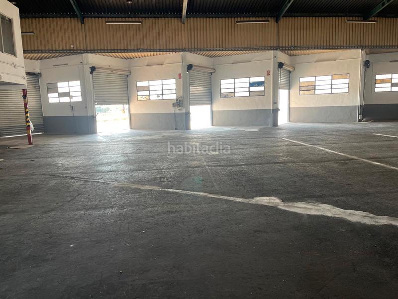 Foto 5f57509b-8eda-43d4-9ba3-422f67b11ece. Rent industrial building in camino hondo rambleta 8c in Xirivella