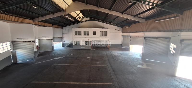 Foto 9ba708da-d34e-4c16-acdf-b212113fba84. Rent industrial building in camino hondo rambleta 8c in Xirivella