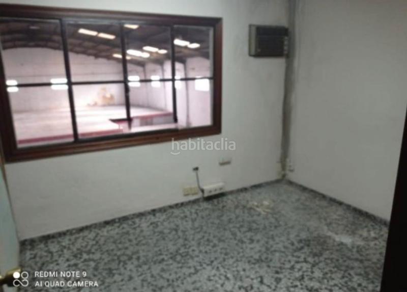 Foto e16e7200-c9fa-43ce-94e9-e131f4d0230f. Location bâtiment à usage industriel dans carrer dels corretgers 16 dans Xirivella