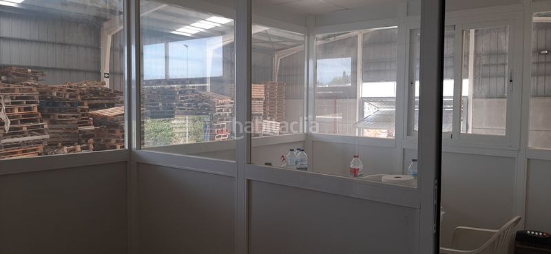 Foto 83835315-c167-43b8-aa4b-eea72323a281. Nave industrial en calle 3 12 venta nave plg.masia del conde..mlor17 en Loriguilla
