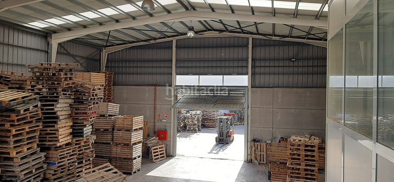 Foto cec50206-4435-46bc-af41-59ddb0213429. Nave industrial en calle 3 12 venta nave plg.masia del conde..mlor17 en Loriguilla