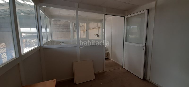 Foto d0fcbc7d-2a33-4116-969d-d254bf13a2a5. Nave industrial en calle 3 12 venta nave plg.masia del conde..mlor17 en Loriguilla