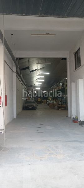 Foto 54e6e3b4-342c-4291-a4a0-ec02dd94fe57. Bâtiment à usage industriel dans carrer riu segura 25 dans Quart de Poblet