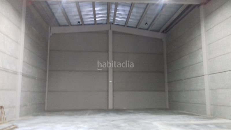 Foto 30003446-1985-493e-8a92-fe3d043b69e7. Alquiler nave industrial en carrer de l'algepser 110p alq. nave p. empre tactica..mt22 en Paterna