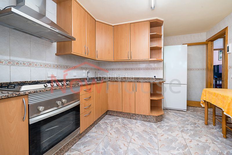 Foto f9c8661d-b536-48f1-9e4b-04ca8fa4a9ce. Etagenwohnung mit heizung in El Sindicat Palma de Mallorca