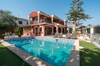 Chalet  Carrer de bunyoli 10