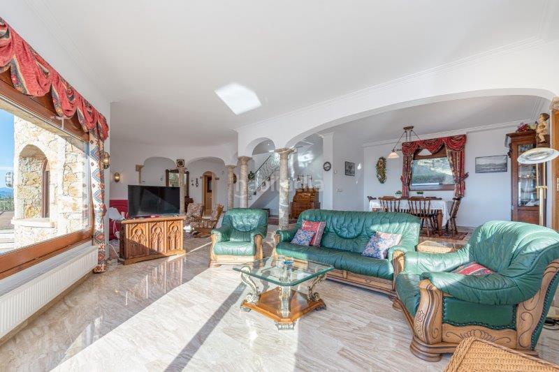 Foto b687e089-3e07-407b-a45a-8d4d0ad8cd42. Chalet fantastica con espectaculares vistas en Palau-saverdera