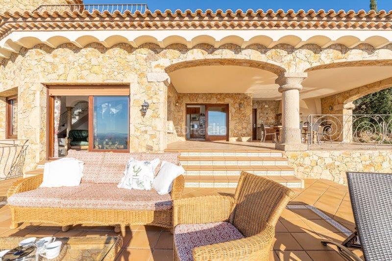 Foto d54a487c-4a20-4c25-b900-fb68e7fda8e1. Chalet fantastica con espectaculares vistas en Palau-saverdera