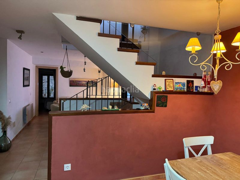 Foto be96b557-36c0-4be4-9e6f-668040a5e391. Casa aparellada amb xemeneia calefacció a Armentera (L´)