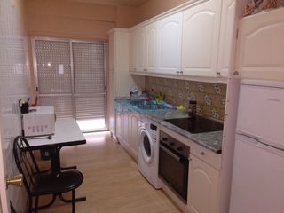 Miete Etagenwohnung in Residencia. Piso en alquiler en solidaridad, 4 dormitorios.