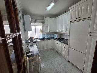 Lloguer Pis a Residencia. Piso en alquiler en solidaridad, 3 dormitorios.