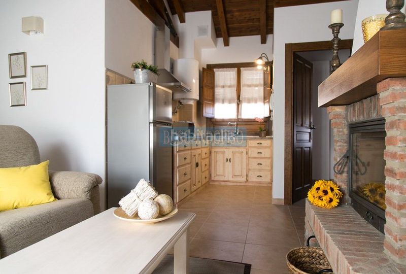 Foto b66c6307-1a33-4d83-8e35-5bf060d28afd. Apartament amb calefacció a Ajamil