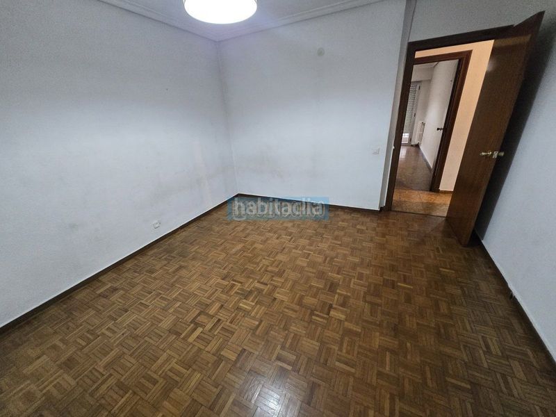 Foto 451a09a2-0450-4b1e-950e-9edc4ba10456. Pis amb calefacció a Residencia Logroño
