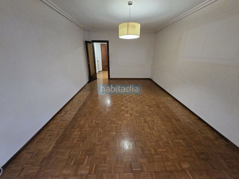 Foto 87b34d4e-917f-4bfa-b4d8-33d82c438a24. Pis amb calefacció a Residencia Logroño