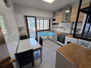 Lloguer Pis a Residencia. Piso en alquiler en lobete, 4 dormitorios.