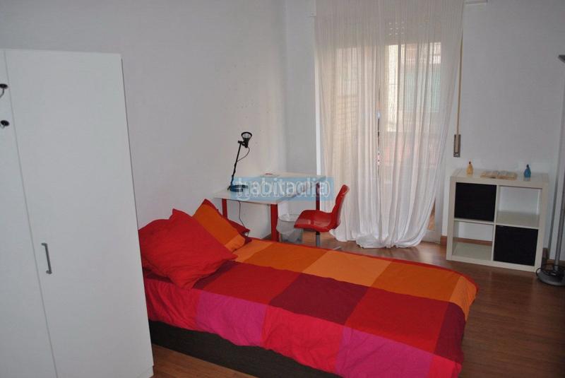 Foto ba9b47b1-e725-417b-9e2b-da9b0f994ebe. Piso  en venta en rep. argentina, 3 dormitorios. en Logroño
