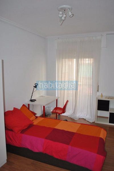 Foto f342fe53-c0e4-45bc-b788-4efab626a09b. Piso  en venta en rep. argentina, 3 dormitorios. en Logroño