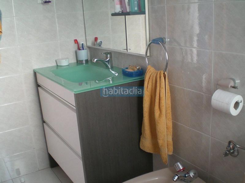 Foto 000713bb-6247-475f-966e-dcbc053da2e6. Casa a schiera con riscaldamento parcheggio piscina in Logroño