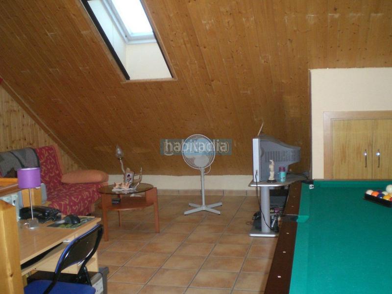 Foto 05c7b508-eef7-4ce5-8be6-1e9b8053f218. Casa a schiera con riscaldamento parcheggio piscina in Logroño