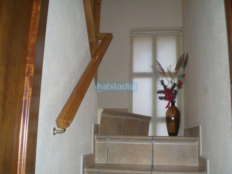 Foto 45f59ff3-8130-4faf-94a7-c8bd62870ccb. Casa a schiera con riscaldamento parcheggio piscina in Logroño