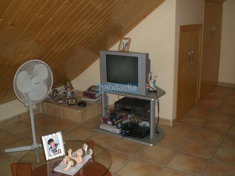 Foto 6009a922-f6dd-4902-a88d-d570eca15c75. Casa a schiera con riscaldamento parcheggio piscina in Logroño