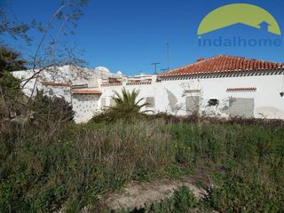 Masia en Vera Ciudad. Cortijo con parcela