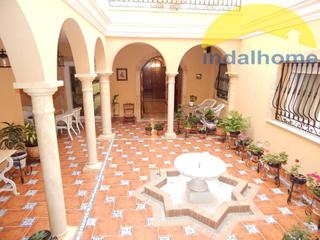 Casa a Hileros. Exclusividad y lujo en pleno centro de vera
