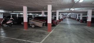 Autoparkplatz in 28 de febrero. Dos plazas de garaje en vera pueblo