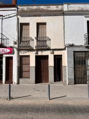 Pis  Calle estalajes. Piso y local