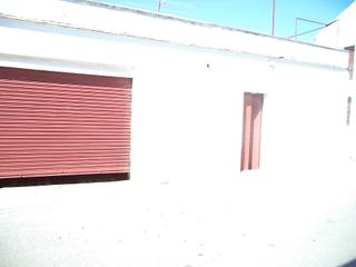 Casa a Azuaga. Piso con garaje y trastero