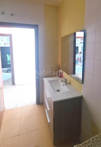 Foto a676ebe3-0fad-4ec1-aa9a-e7695a6a1476. Casa adossada amb aparcament a Azuaga