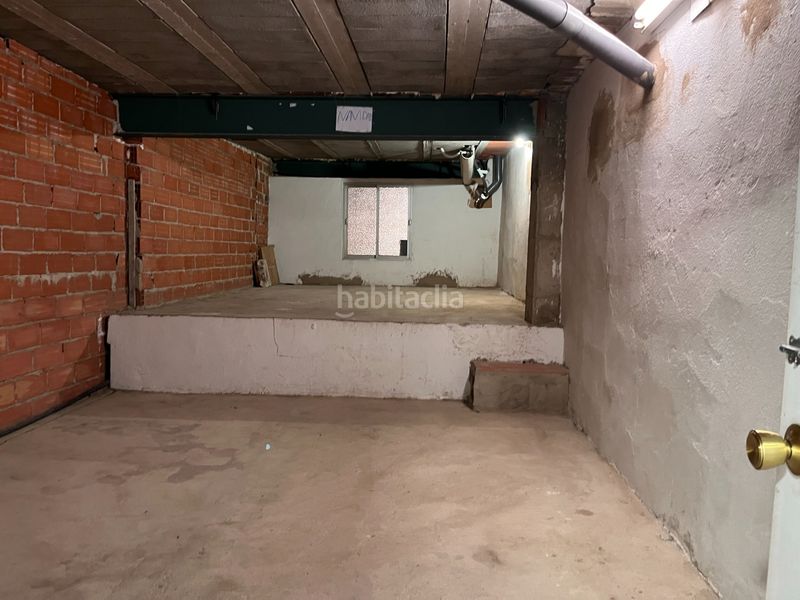 Foto 61ae78bb-1175-42d0-bc34-902de8aabd90. Local comercial a Azuaga