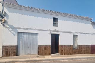 Casa  Calle san gil. Casa centrica con cochera
