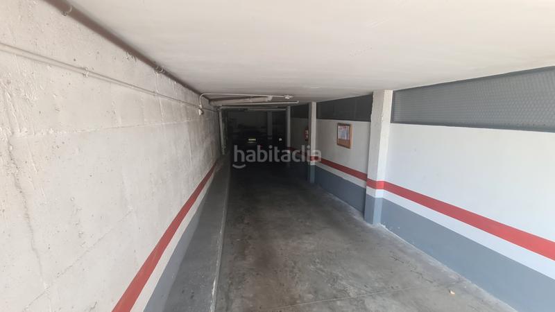 Foto 7cfa3d5c-4945-48c3-8f73-162f0f1bd08a. Aparcament cotxe a Azuaga
