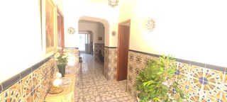 Casa a Valverde de Llerena. Casa con cochera en valverde de llerena